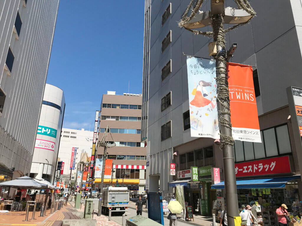 (株)東急百貨店様_街灯フラッグ製作事例